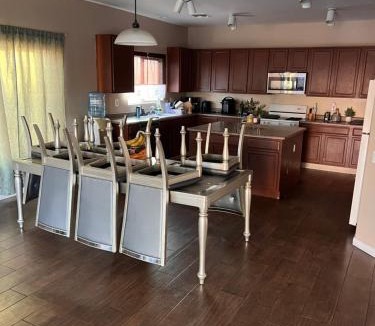 Sheely Farms House | West Phoenix Value Room 3 Bennet