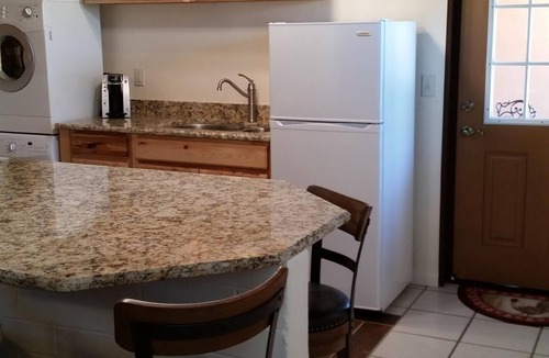 Casas Adobes House | Western Bunkhouse on 8 Acre Estate w/Private Pool, Tennis & Pickleball (NW)