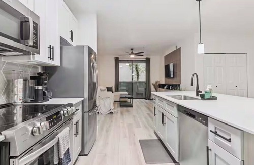 Glendale Sports and Entertainment District Apartment | Westgate Luxury Apartment