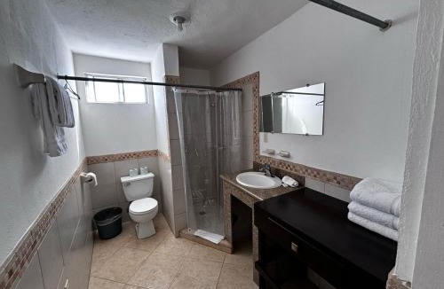 El Puerto Apartment | Whale Hill
