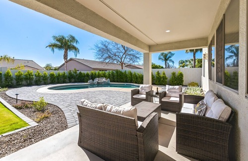 Bell West Ranch House | Wonderful 5bedroom house with Pool in Surprise. SpringTraining/Shopping/EVCharge