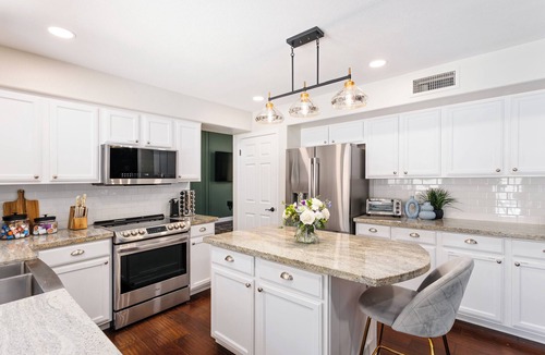 Scarlett Canyon House | WOW $175K+ New Backyard +Interior: 4Br+BonusRm+3Ba+HtdPool*HotTub*Golf*FirePit