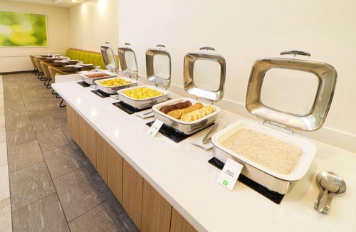 McAllen Hotel | Wyndham Garden McAllen at La Plaza Mall