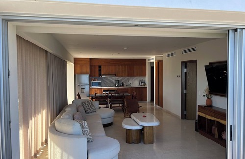 El Medano Ejidal Apartment | XMAS WEEK - Medano Beach Penthouse 2 Bed 3 Bath Sleeps 8 Lands End Suite Luxe
