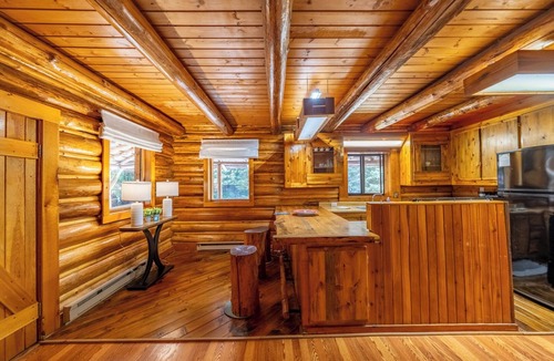 Troy Cabin | Yaak Riverfront Cabin - Hunting, Fishing & Family Get Away!