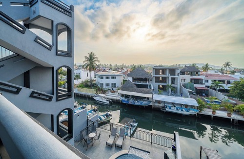 Barra de Navidad Apartment | Your ideal stay in a modern apartment, comfort and style.