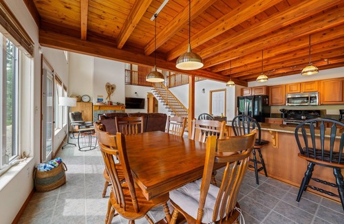 Sagle House | Your Lake Pend Orielle Get Away, beautiful waterfront home with private dock