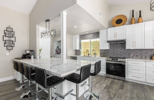 Paradise Valley Village House | Zen Den- Hot Tub/Misters/Hiking/Bikes/Park