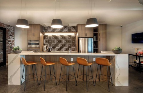 Camelback East Apartment | Zen Den in Arcadia - Pool, Fire Pits, Gym, Games