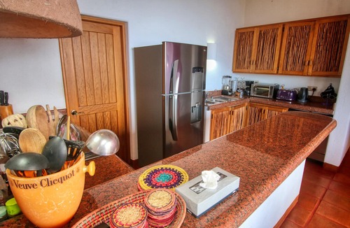 Zihuatanejo Villa | Zihua Penthouse. View from the top of the world. CVM. Dipping pool. Life is good