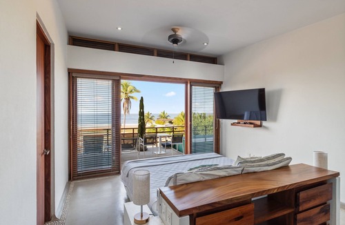 Ixtapa Villa | Zihuatanejo 3BR Penthouse Ocean Views + Dining