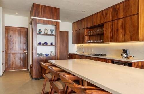 Dario Galeana Villa | Zihuatanejo 3BR Stylish Villa w/Beach Access