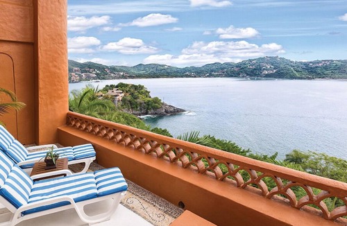 Almacen Resort | Zihuatanejo Resort Studio