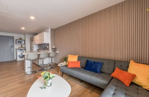 Monterrey Centro Apartment | Zona Purísima y CAS - ¡5 camas, GYM y alberca!