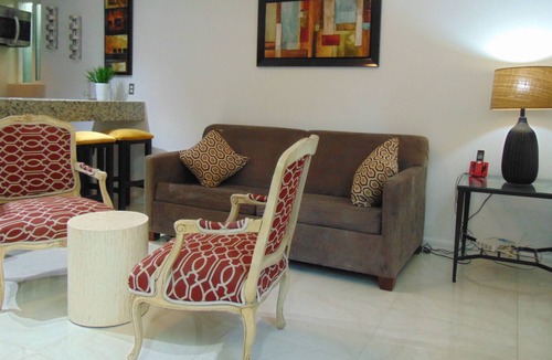 Tijuana Apartment | ZONA RIO ELEGANT CHARM COMFORTABLE COZY SECURE TOWN-HOME VALENCIA # 2