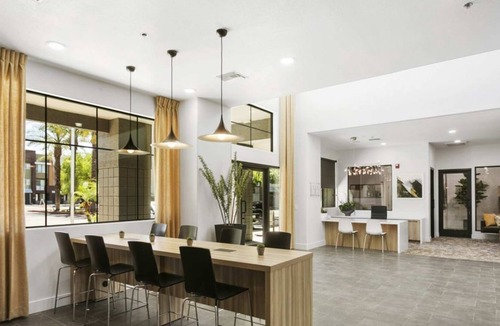 Glendale Sports and Entertainment District House | Zone Westgate Ideal 2BR Condo w Gym & Pool for Family Vacations