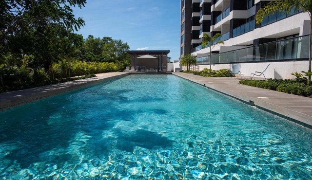 04063 New Deluxe Unit Signature Condominium US Consulate