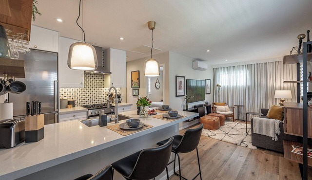 1-Bd 1-Bth Apt, Disney & Anaheim Conv Ctr in 10 Mins! Full Kitchen & Outdr Space