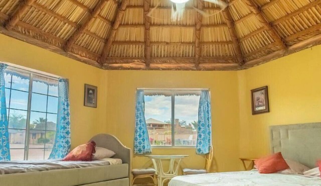 1-Bedroom Beach Studio - Serene getaways.