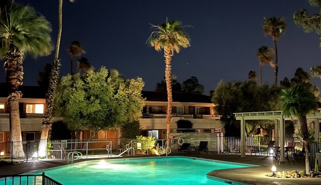 1 BR Condo In A Calm Community w/Pool & Jacuzzi