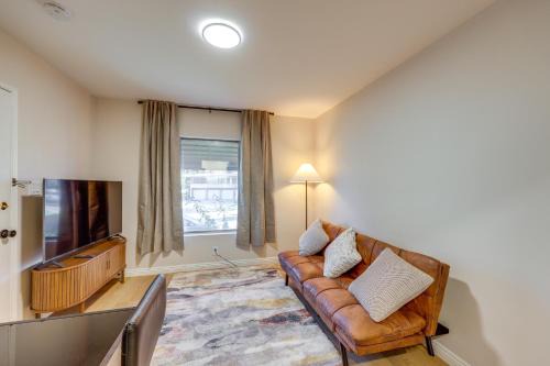 1 Mi to LLUMC! Loma Linda Home w/Shared Patio