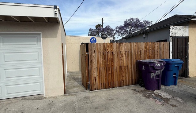 1 month minimum - private studio unit in North Long Beach neighborhood