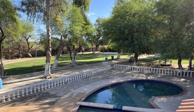 12-person house with Hacienda Victoria Pool
