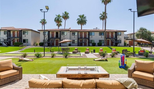 143 Fully Furnished 1BR Suite-Pet Friendly!