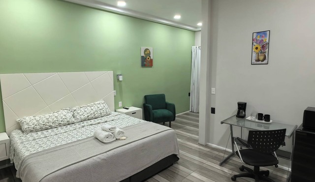 15 min from the beach, clean and comfortable, (close to hotel zone).