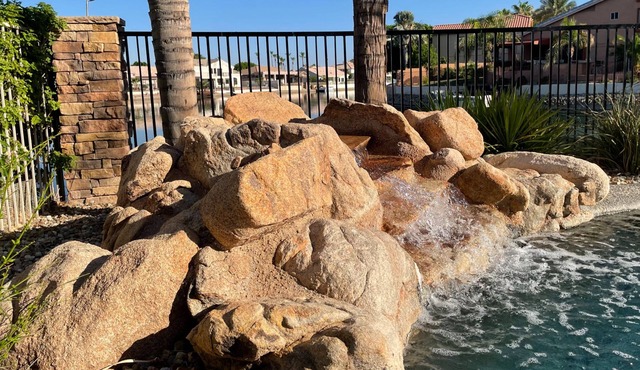 160’ on Arrowhead Lakes, Mountain View’s, Attractive, well maintained home.