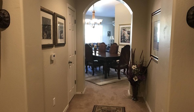 1ST FLOOR CORNER UNIT CLOSE TO ALL AMENITIES! REM0DELED W/NEW PAINT & CARPETING