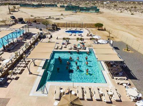 2 bed/2bath - family vacation home in beach resort