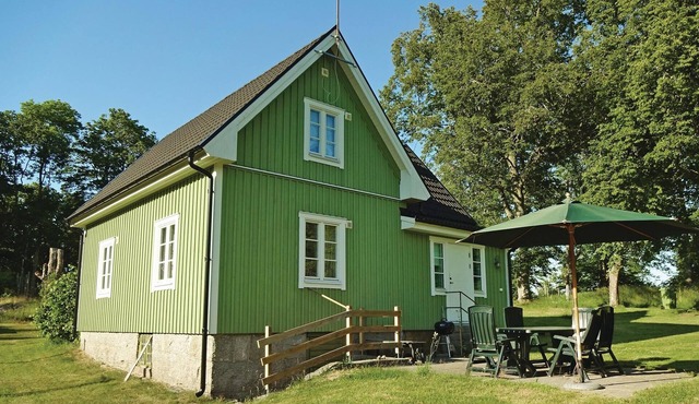 2 bedroom beautiful home in Kallinge