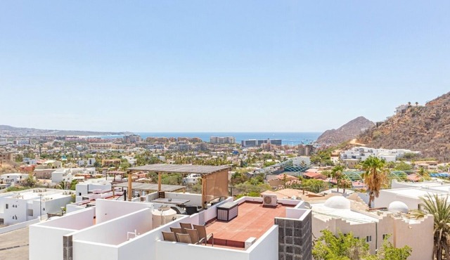 2-Bedroom Condo with Ocean Views
