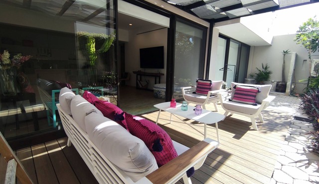 2 BR Patio Oasis Steps from Beach & Supermarket