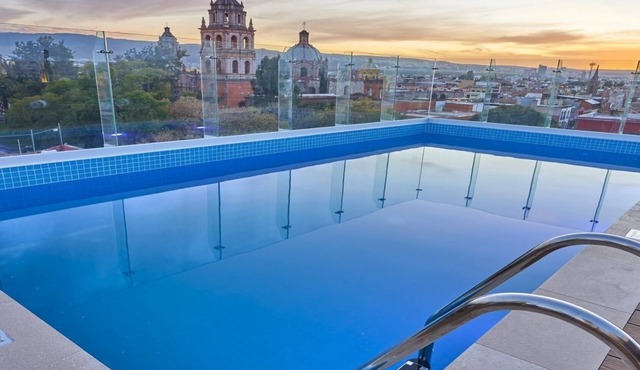 2 Centrally Located Rooms in San Luis Potosí | Walk to Museums & Historic Sites