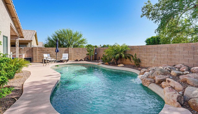2 Mi to Surprise Stadium! Dog-Friendly Home, Pool