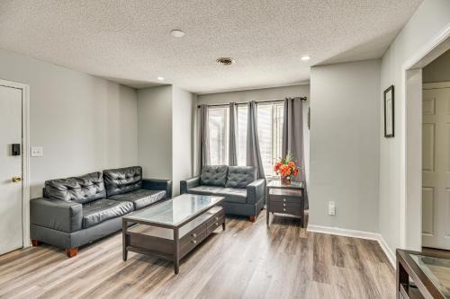 2 Mi to Waterfront: Walkable Fall River Apartment! in Fall River