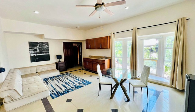 20, Suite for 4 People