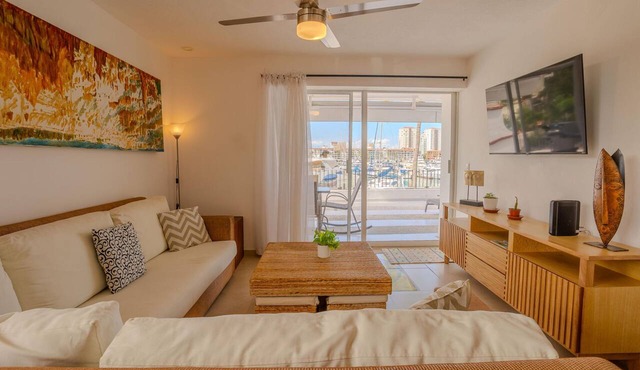 2BD condo facing the Marina of Puerto Vallarta! 2BD Condo for rent in Marina Va