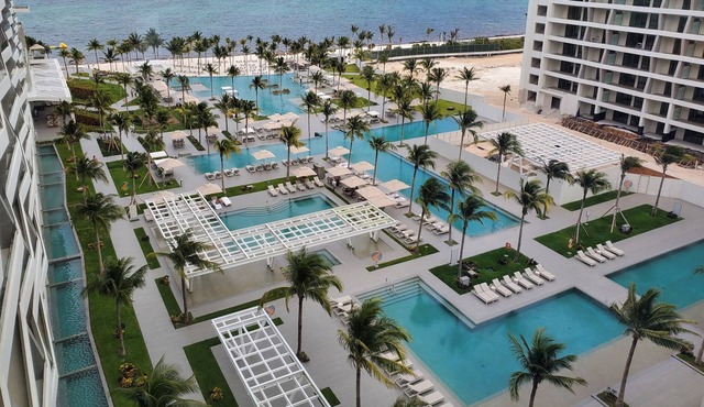 2Bedrooms🌞Garza Blanca Luxury Beachfront Resort via 🏖MyBeachSuites.Rentals~LLC