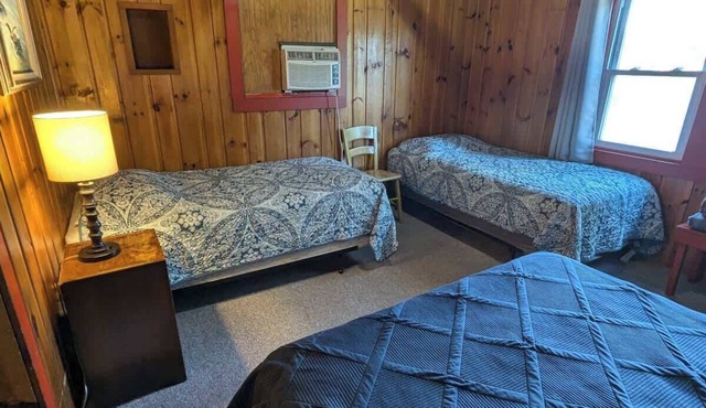 2BR 1BA Cabin #8 at Riverside Point Resort