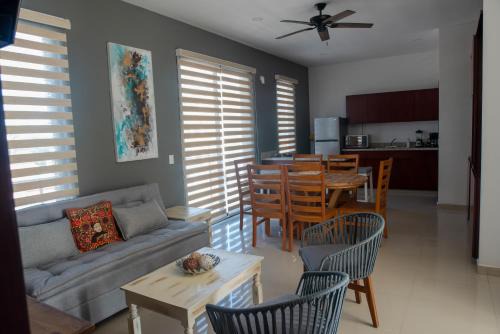 2br/2ba Condo 1 block to ocean! - Unit 4