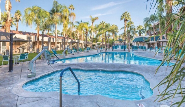 2BR Oasis Retreat w/Resort Amenities & Pool