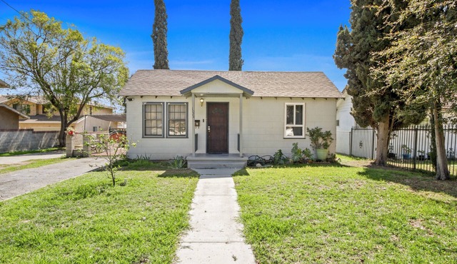 2BR1BATH PET-FRIENDLY HOUSE#RV FREE