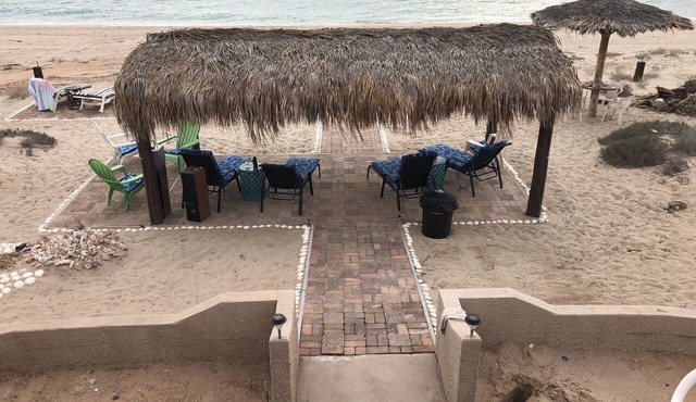 3/2/1 BDRM CASITA apartments with OCEANFRONT Sky patio & Beach Palapas