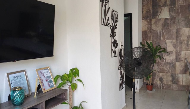 3-bedroom DePa, 3 minutes from the airport, for 8 people