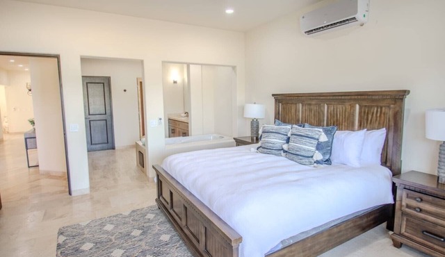 3-bedroom villa in marvelous Cabo San Lucas at Residencial Country Club