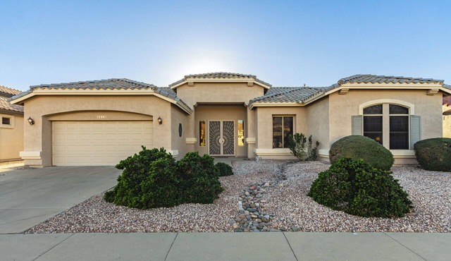 3 BR, 2 Bath home in Trilogy Gilbert, golf course and mountain views