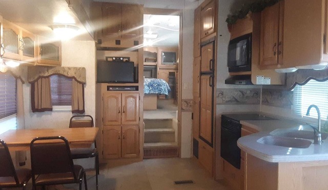 33' RV with two slide outs